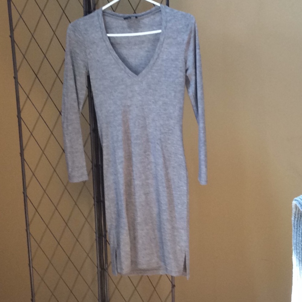 Aritzia Gray bodycon dress V neck with small slits